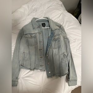 Wild fable light wash denim jean jacket